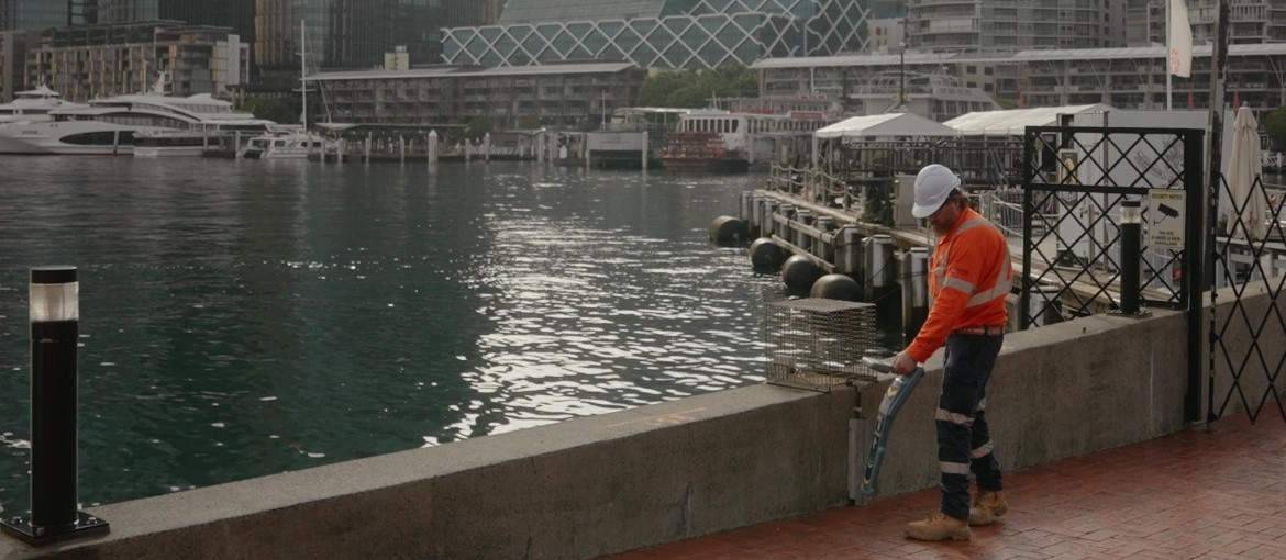 Warrabinya Services - Operator performing Utility Locating in a location in Pyrmont, NSW, 2009